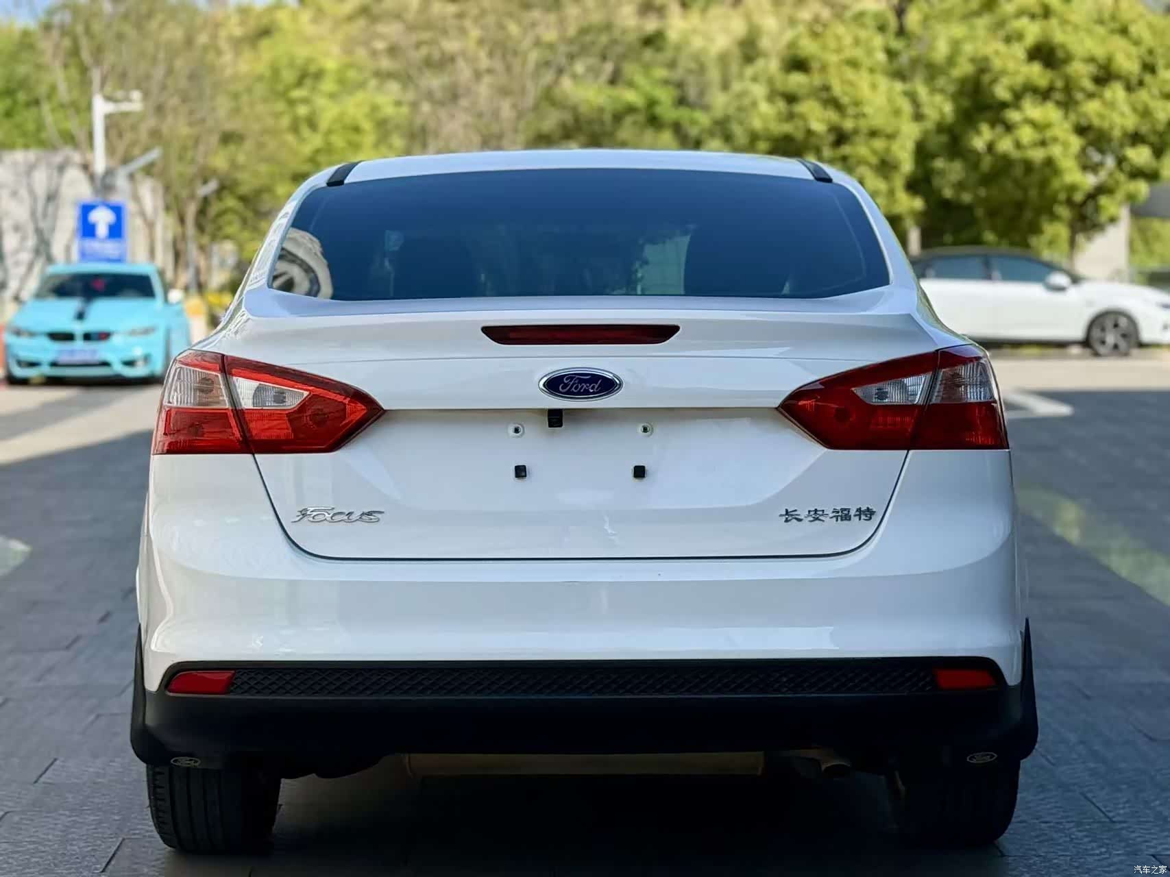 Ford Focus, 2014 8