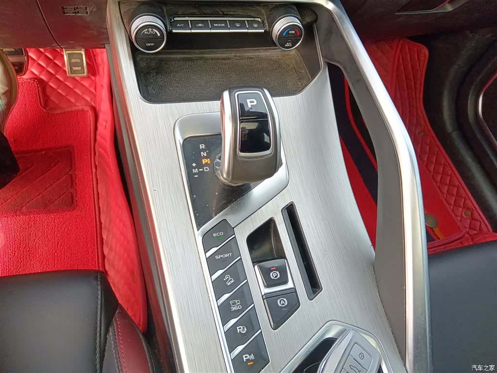 Geely Coolray, 2020 10