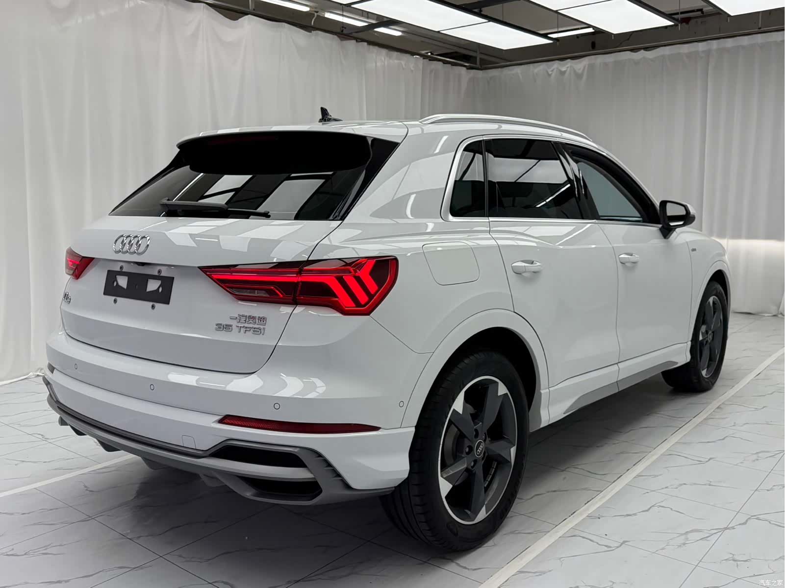 Audi Q3, 2022 6