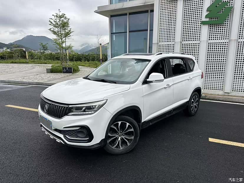 DongFeng X5, 2017 1