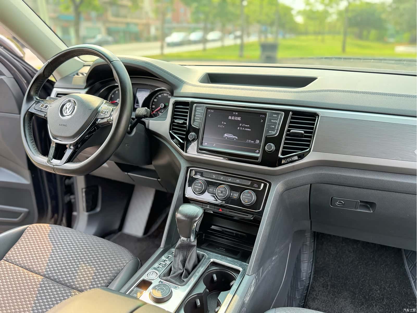 Volkswagen Teramont, 2018 10