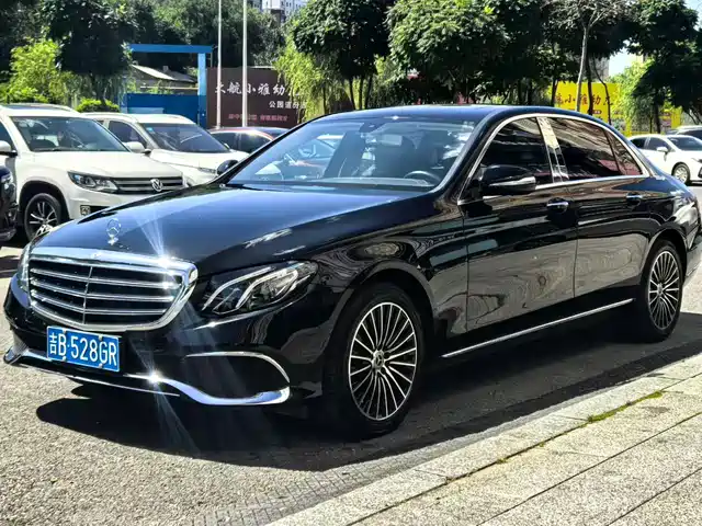 Mercedes-Benz E-Class 2019 — купить из Китая под заказ