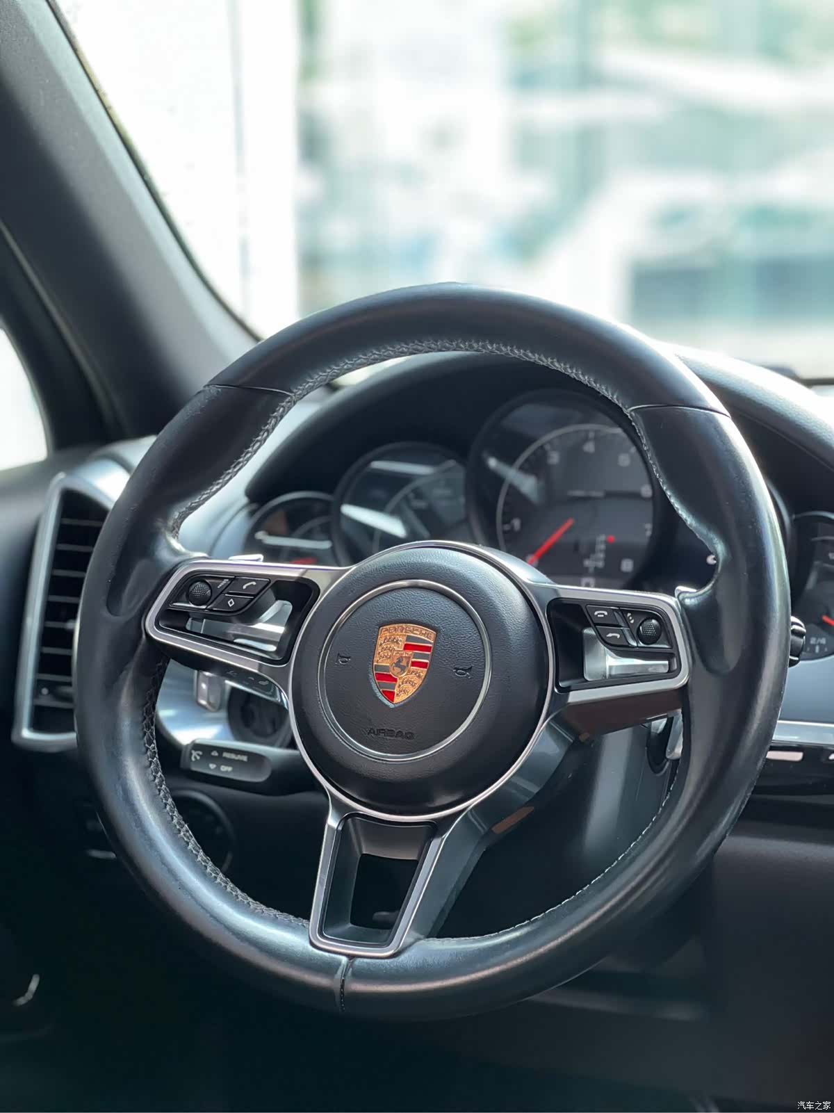 Porsche Cayenne, 2015 7