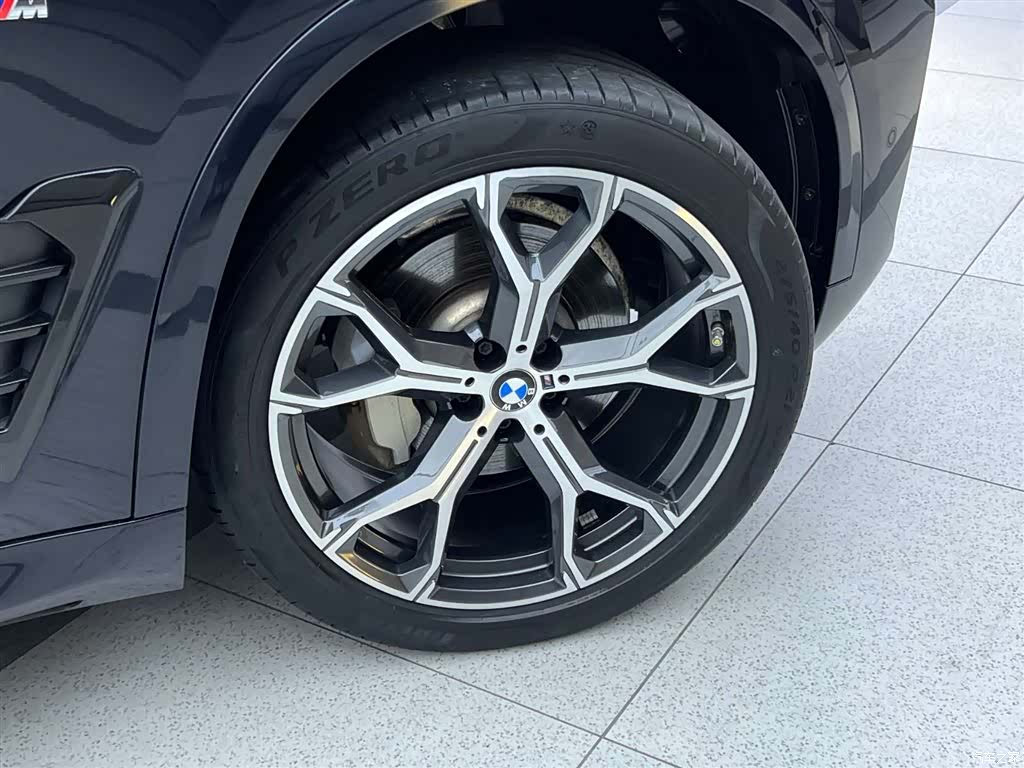BMW X5, 2024 9