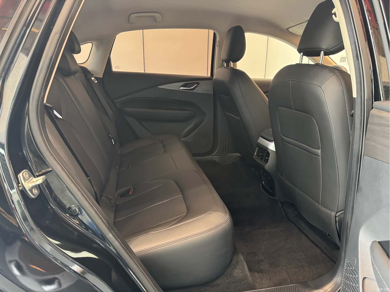 Wuling Starlight, 2024 9