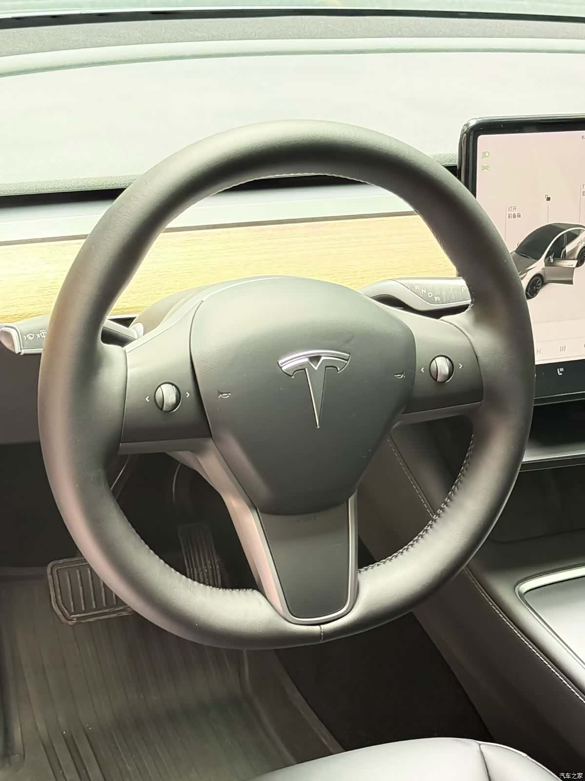 Tesla Model Y, 2021 3