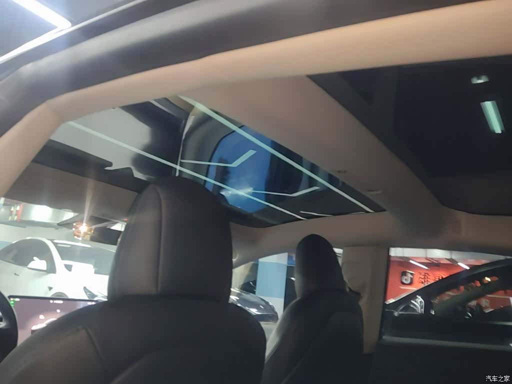 Tesla Model 3, 2022 18