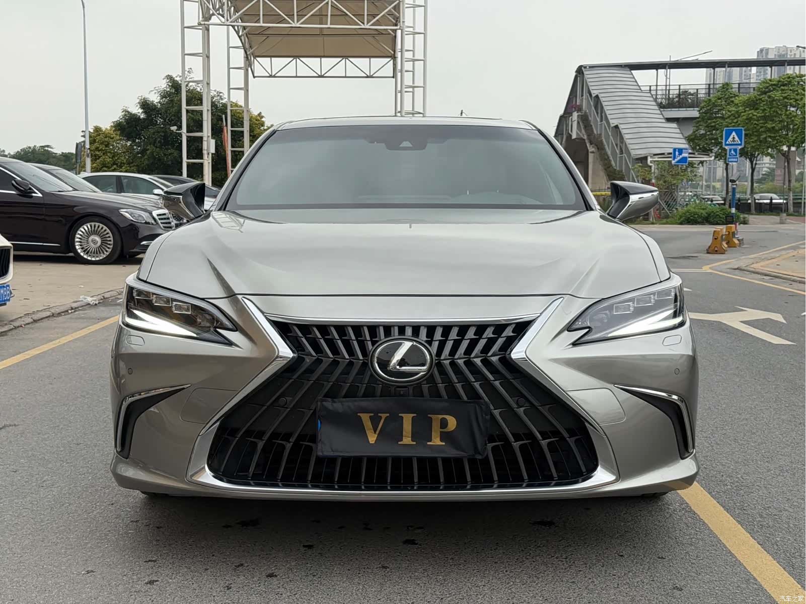 Lexus ES, 2024 2