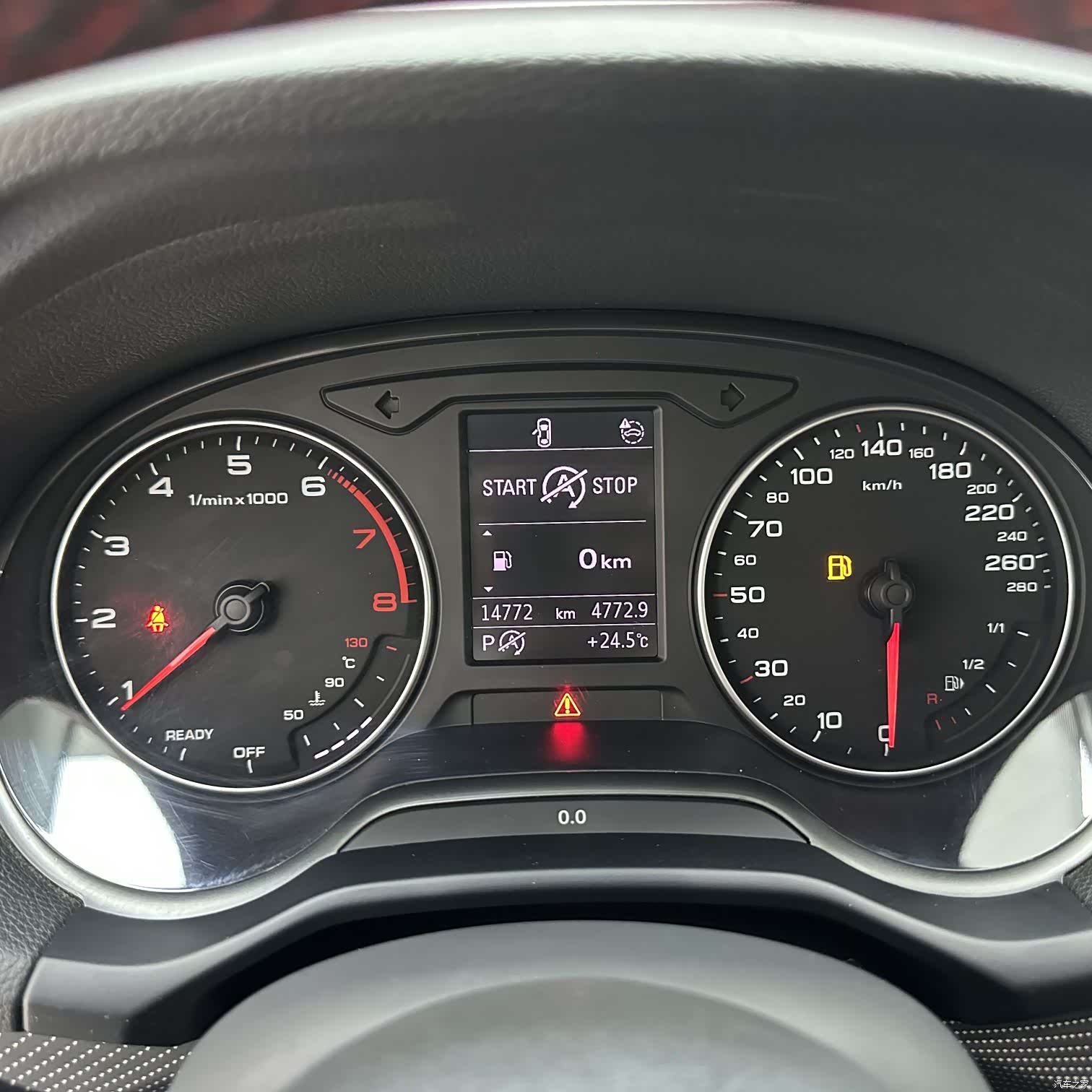 Audi Q2L, 2023 13