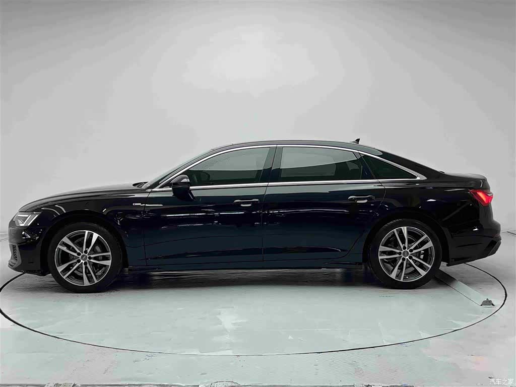 Audi A6L, 2022 21