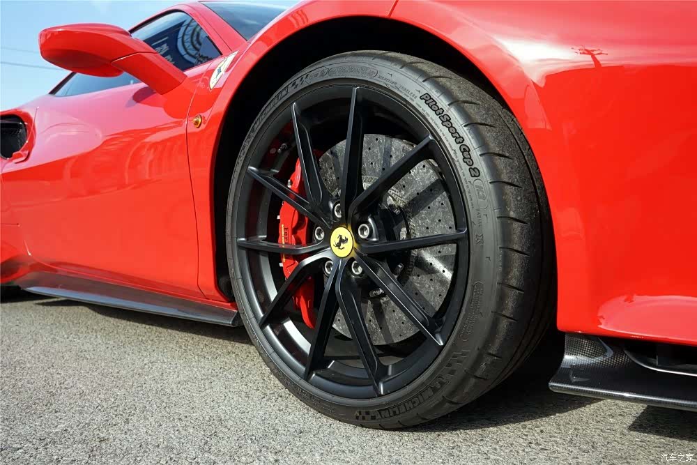 Ferrari 488, 2019 18