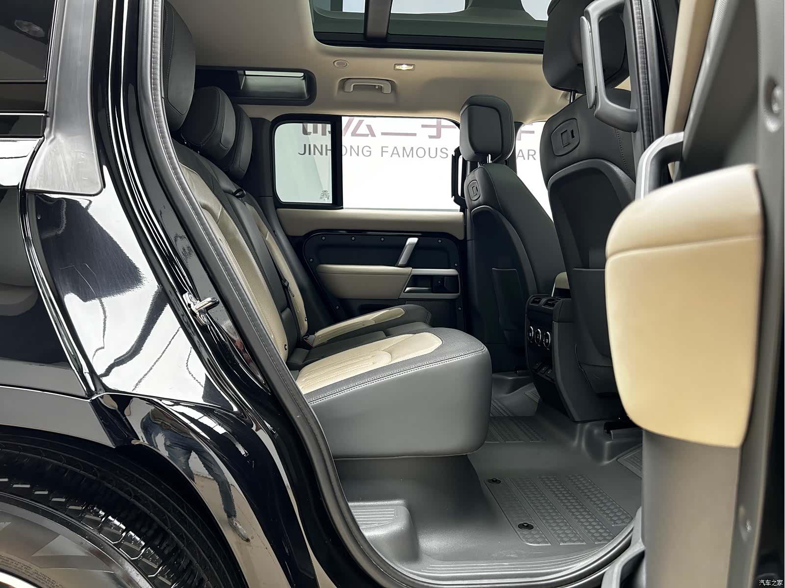 Land Rover Defender, 2021 19