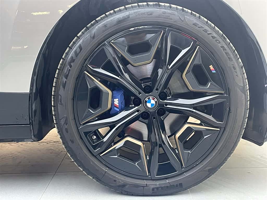 BMW iX, 2022 17