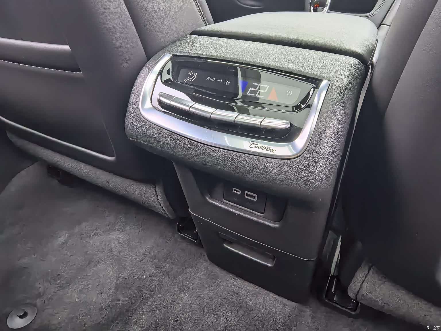Cadillac XT6, 2021 16