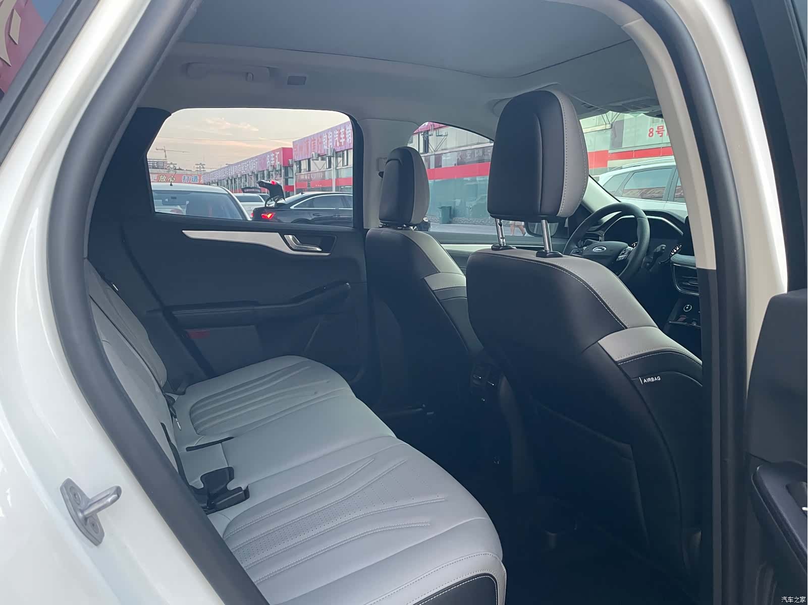 Ford Escape, 2024 8