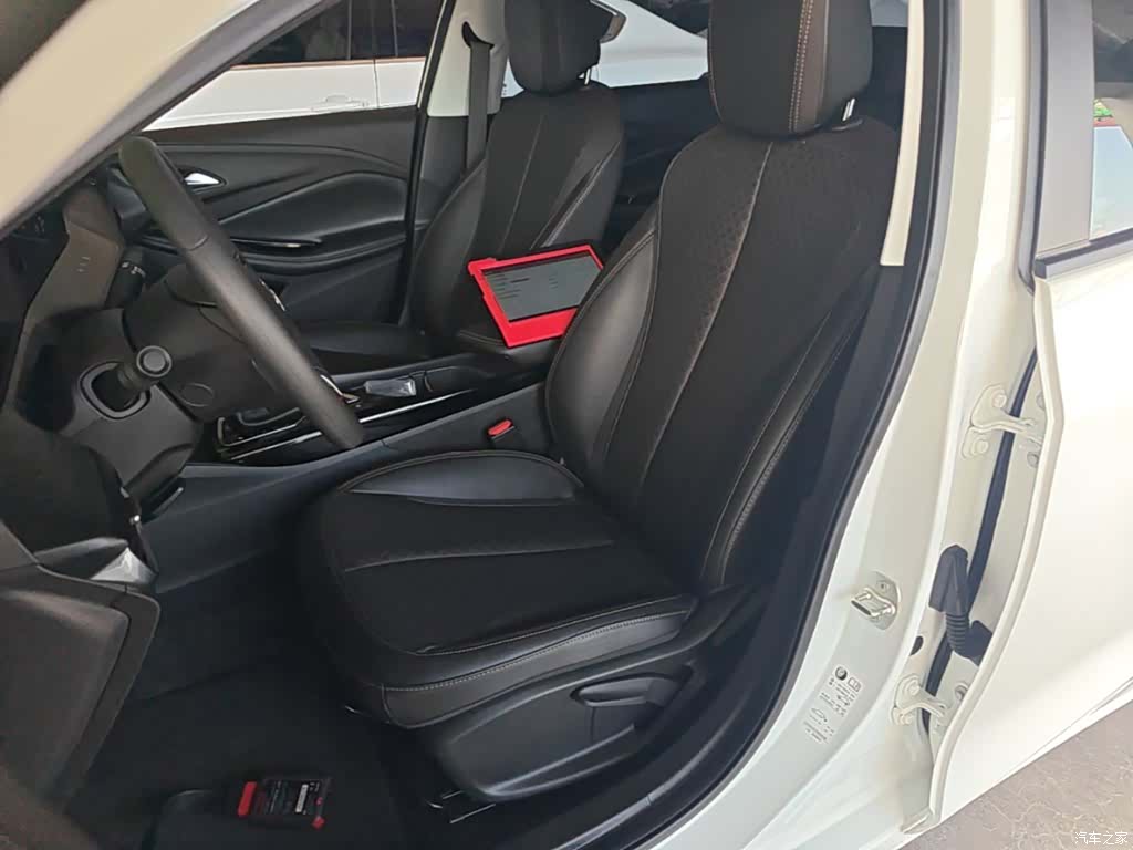 Buick Verano, 2023 15