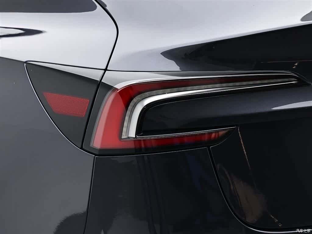 Tesla Model 3, 2024 9