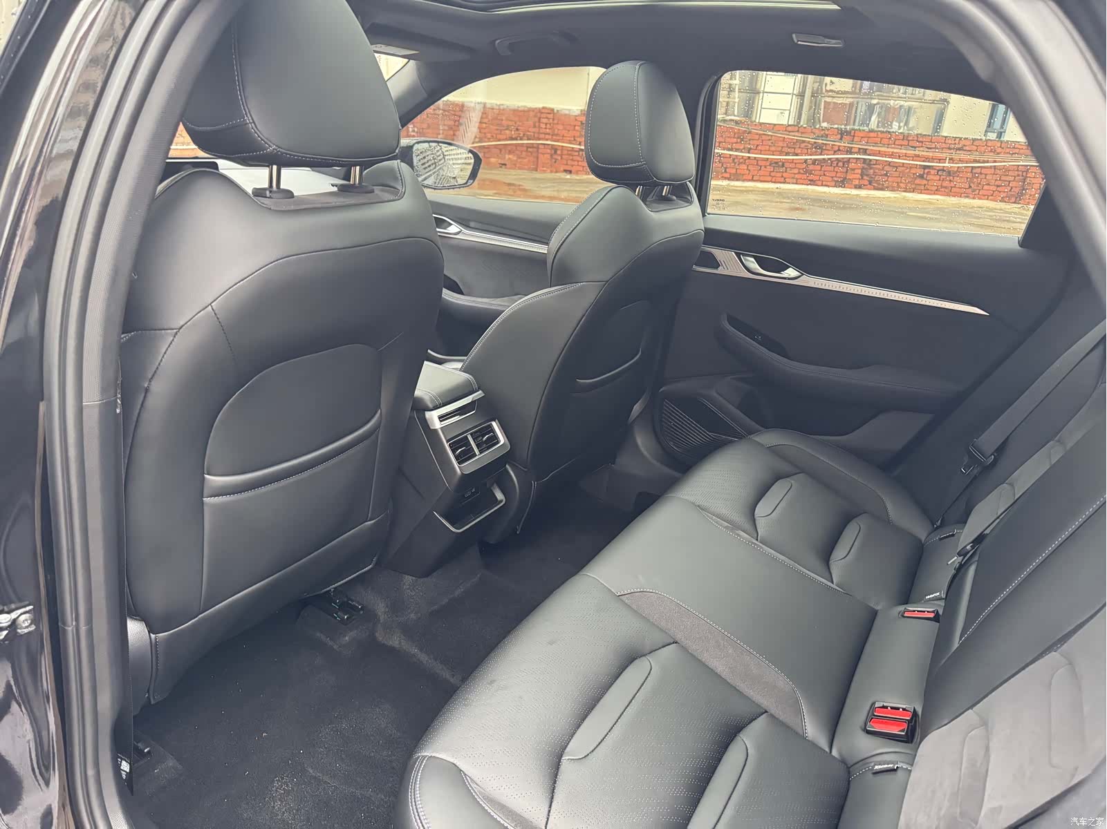 Geely Preface, 2024 29
