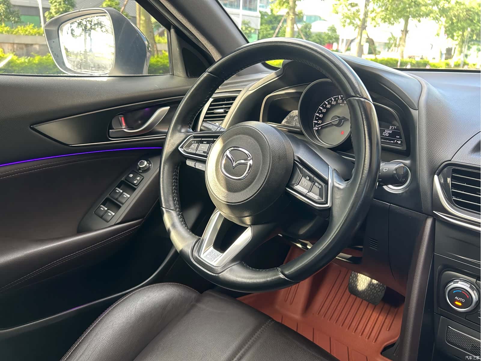 Mazda CX-4, 2020 12