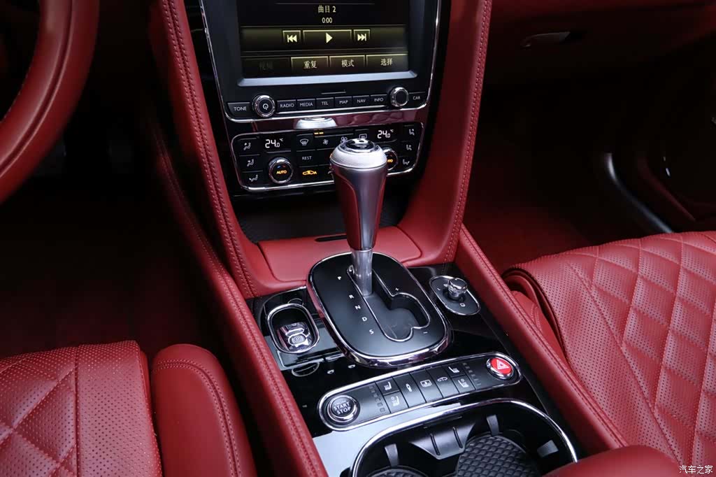 Bentley Flying Spur, 2018 8