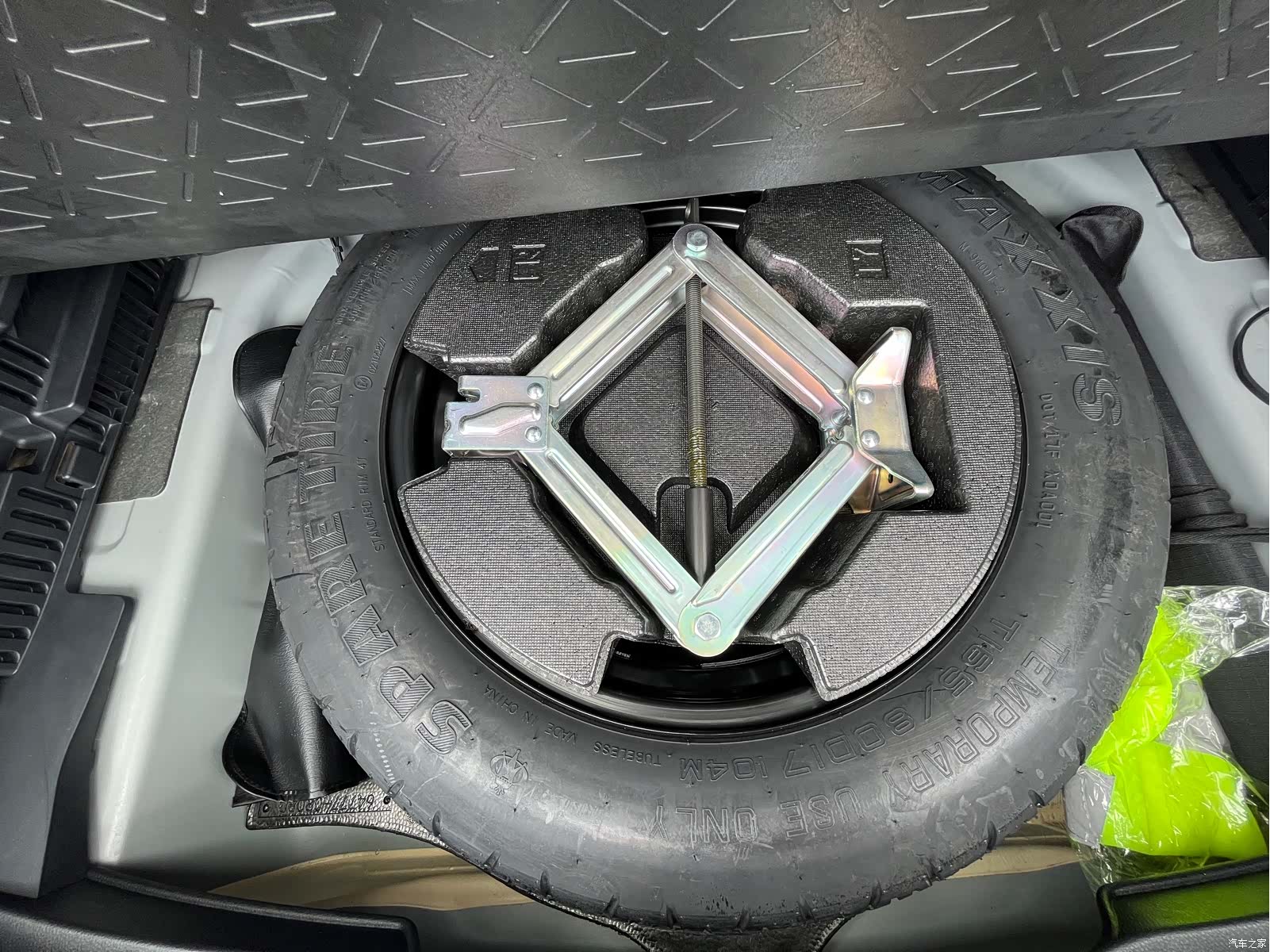 Toyota RAV4, 2021 9