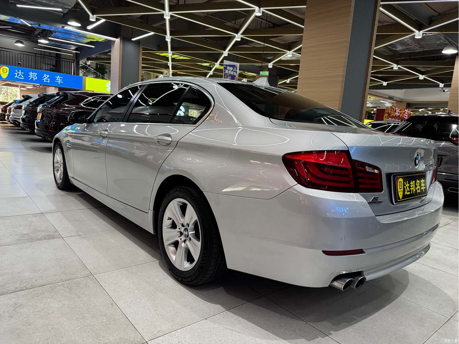BMW 5 Series, 2011 15