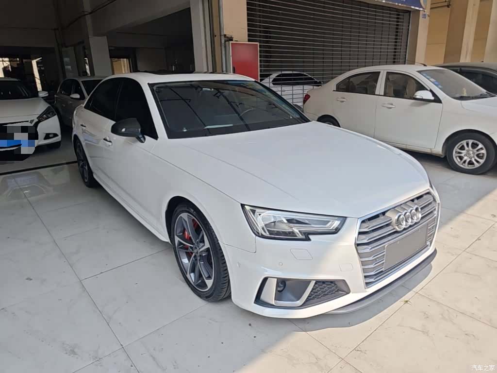 Audi A4L, 2019 4