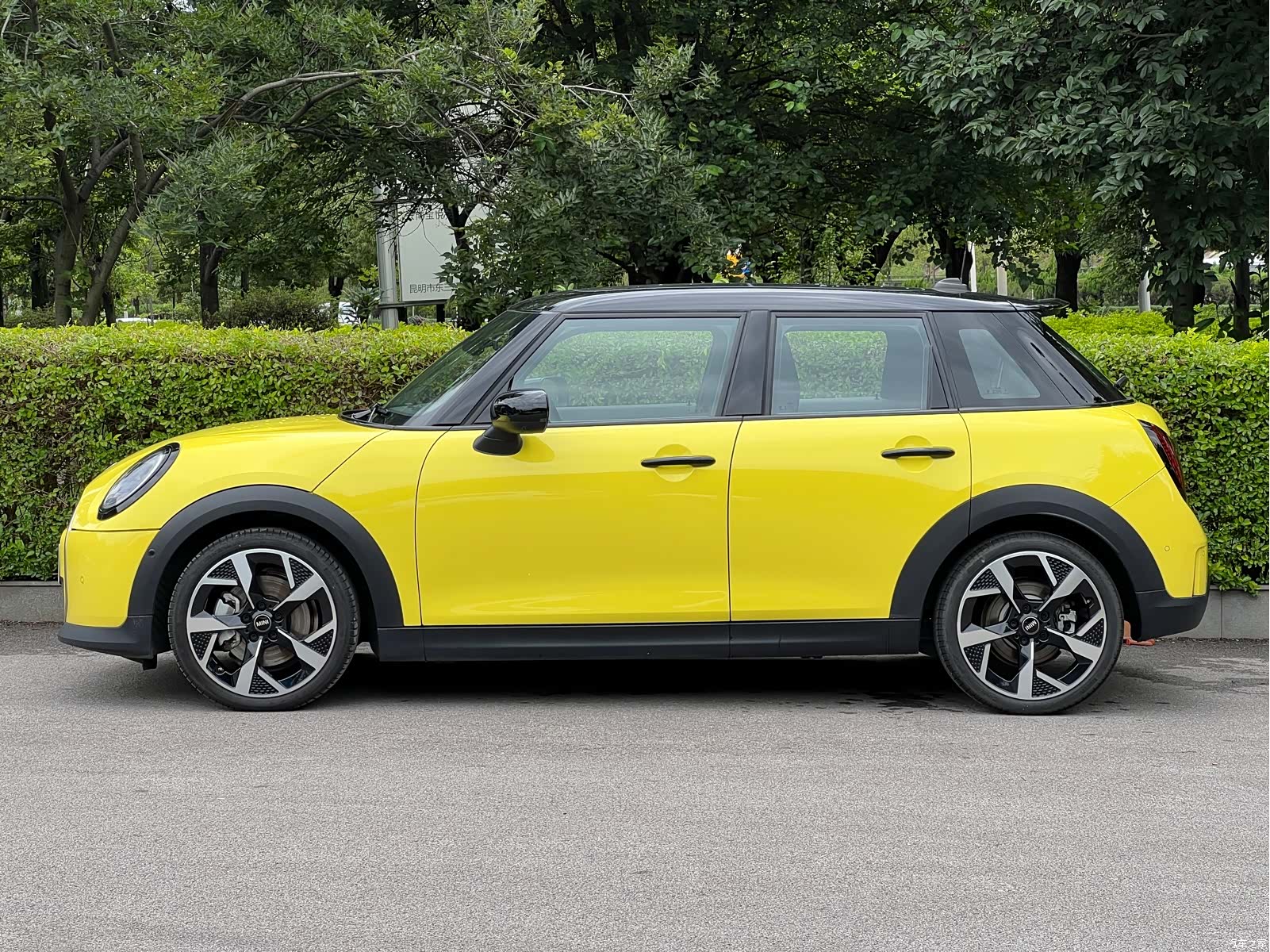 Mini Cooper, 2024 2