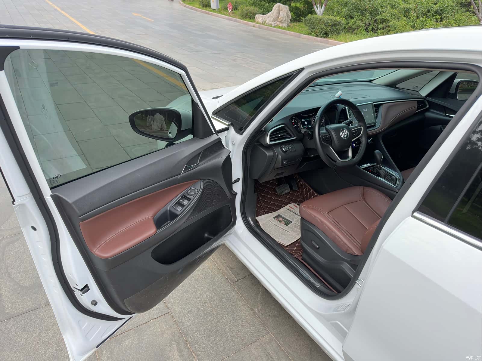 Buick GL6, 2020 13