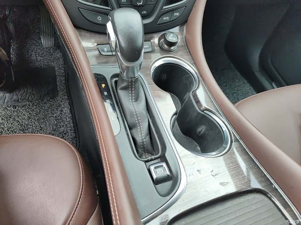 Buick Envision Plus, 2017 7