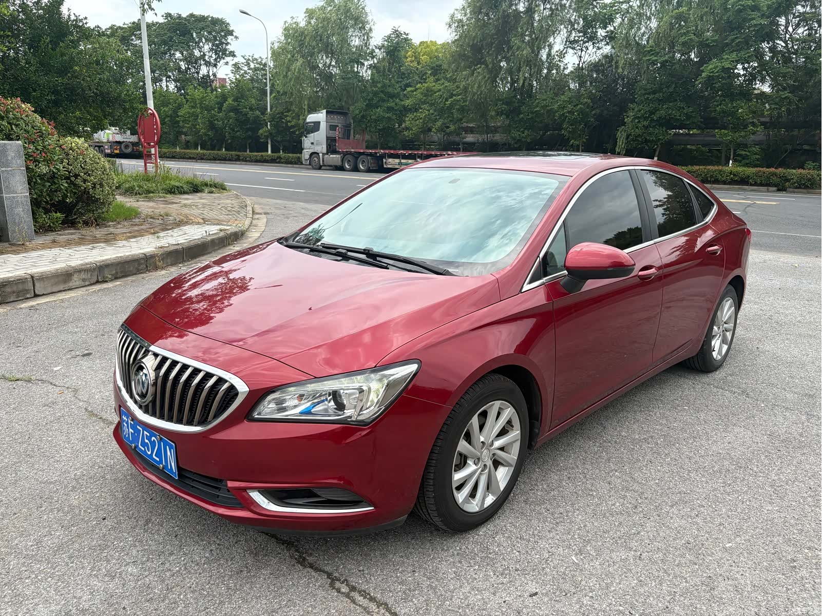 Buick Verano, 2016 1