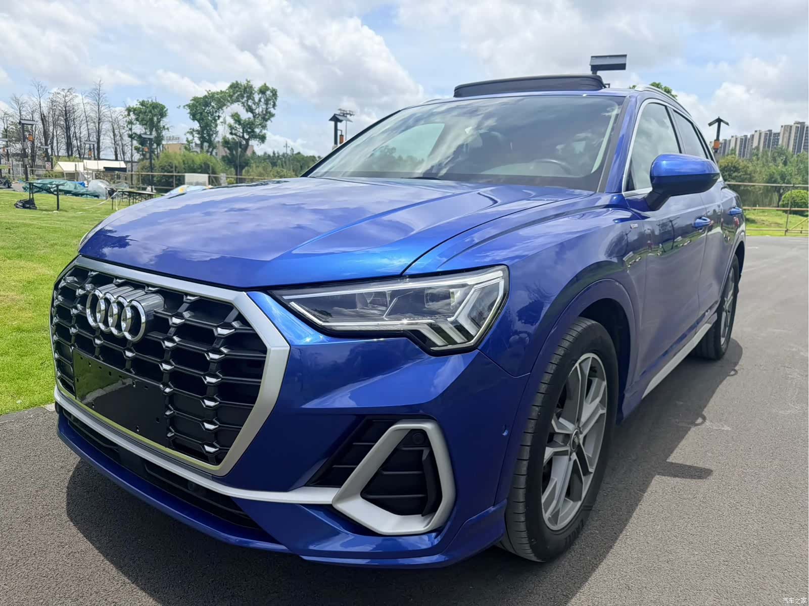 Audi Q3, 2022 1