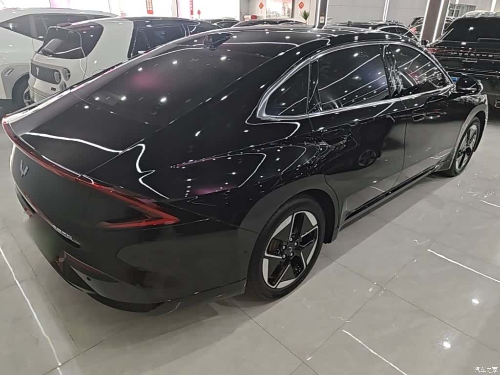 Wuling Starlight, 2025 7