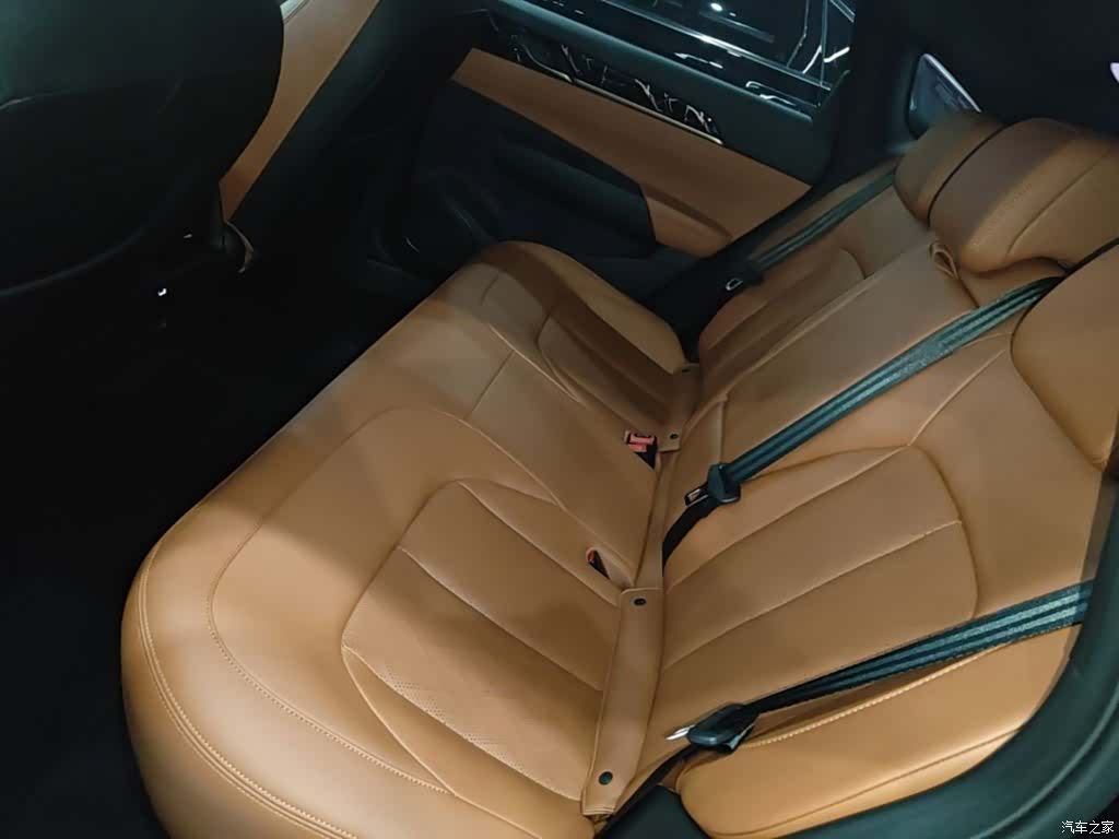 Wuling Starlight, 2025 17