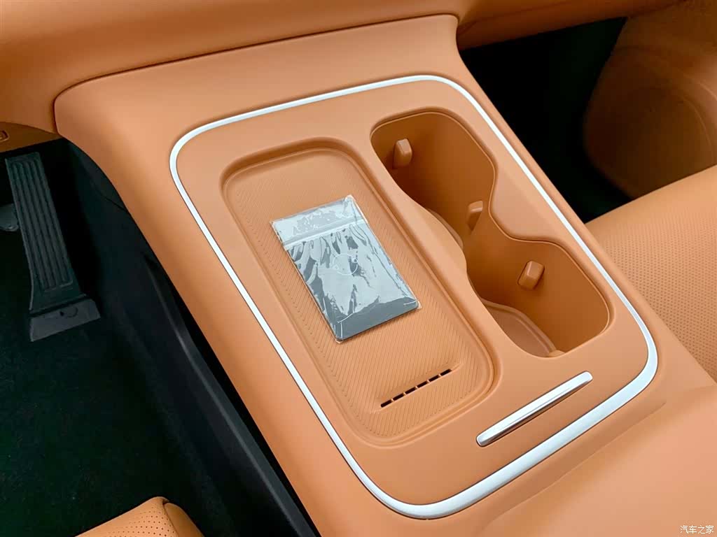 Leapmotor C10, 2025 22
