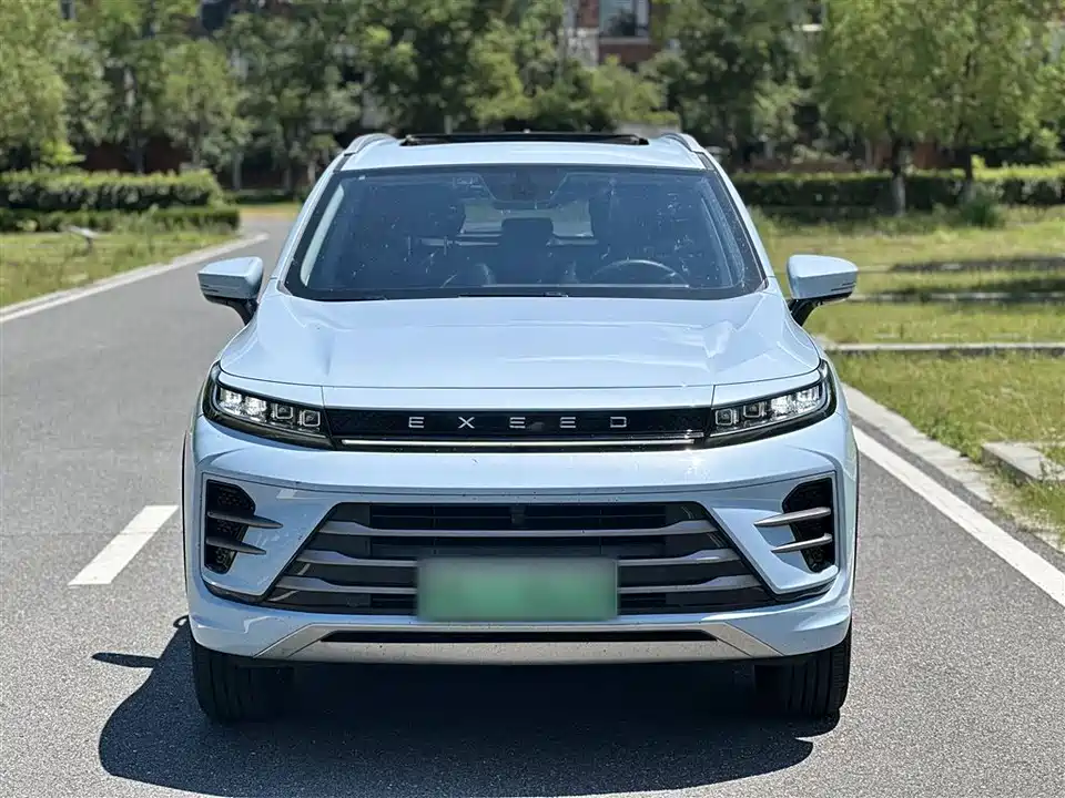 Exeed Chasing the wind C-DM