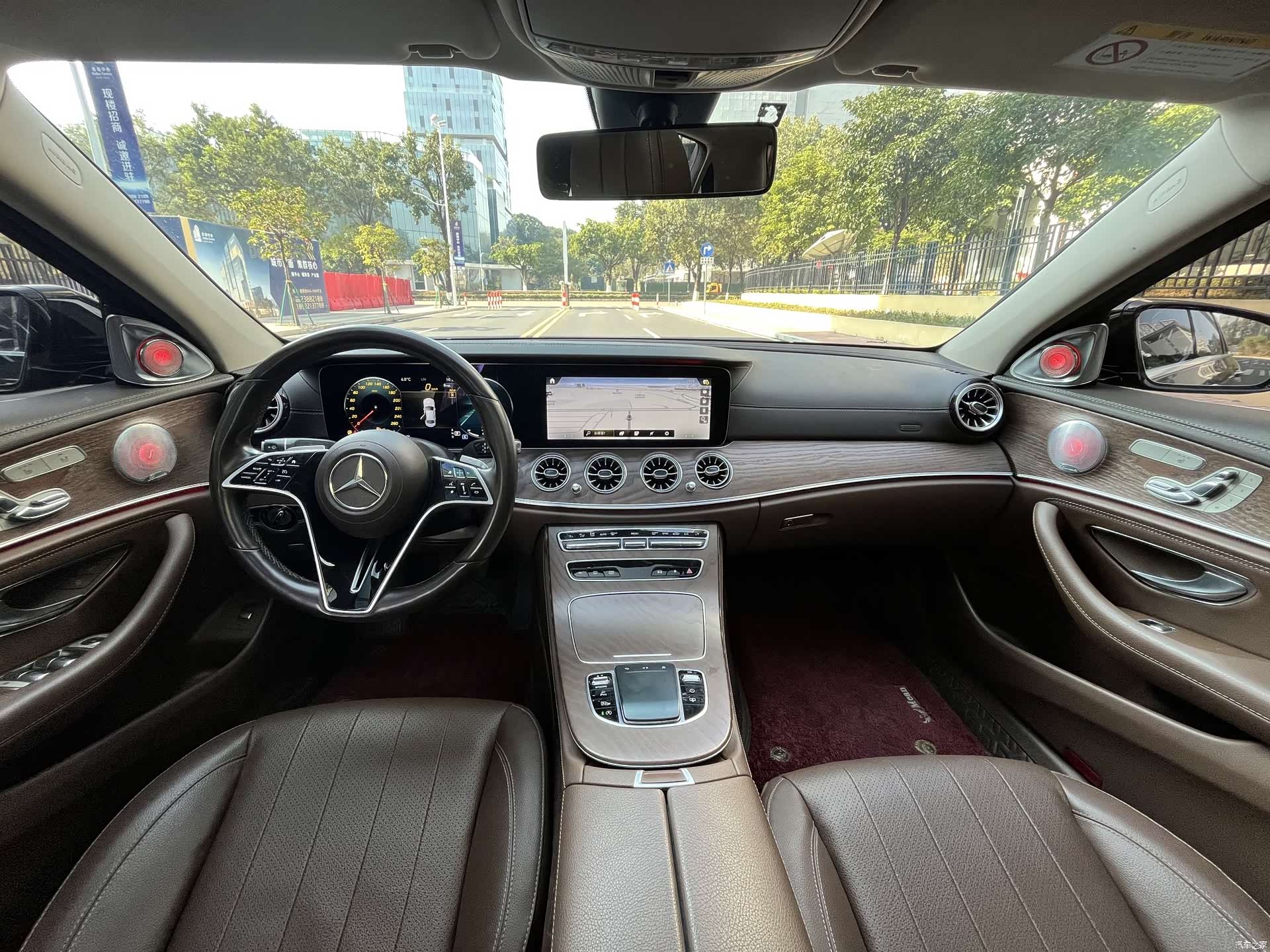 Mercedes-Benz E-Class, 2022 9