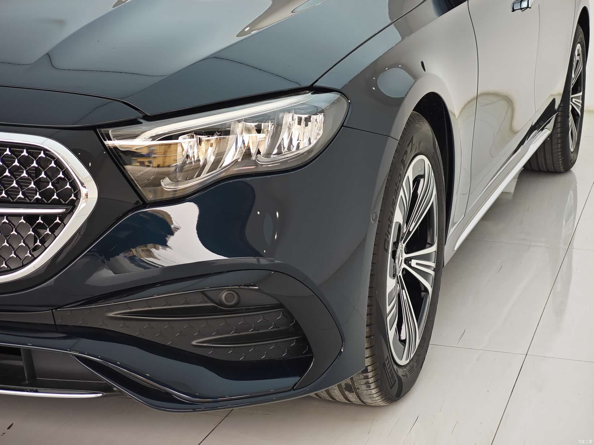 Mercedes-Benz E-Class, 2026 24