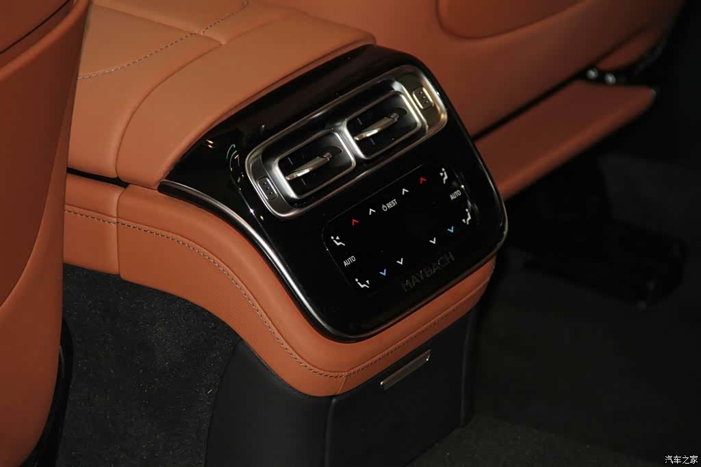 Maybach S-Class, 2024 21