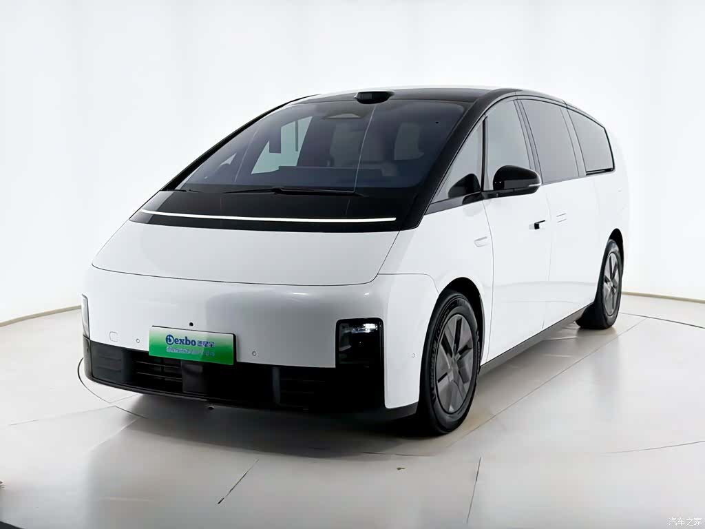 Li Auto MEGA, 2025 1