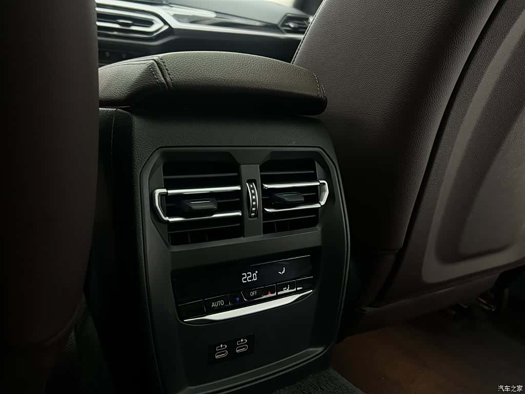 BMW 3 Series, 2023 21