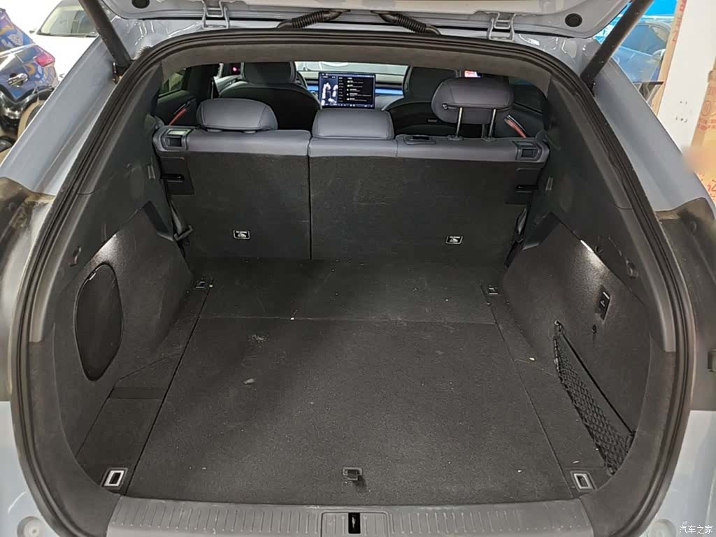 Xpeng G7, 2025 15