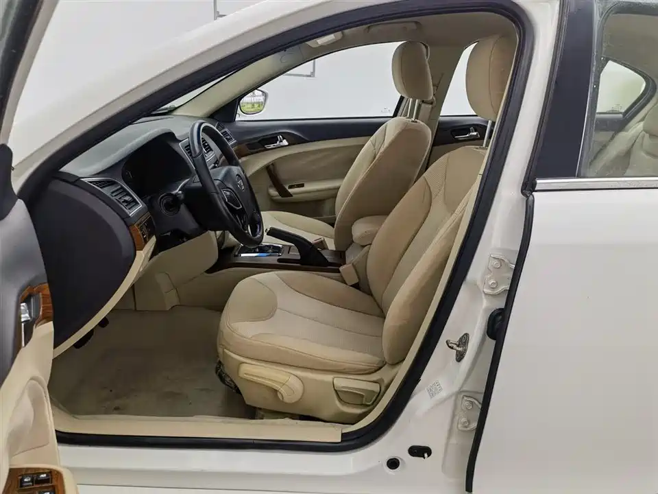 Trumpchi Trumpchi GA5