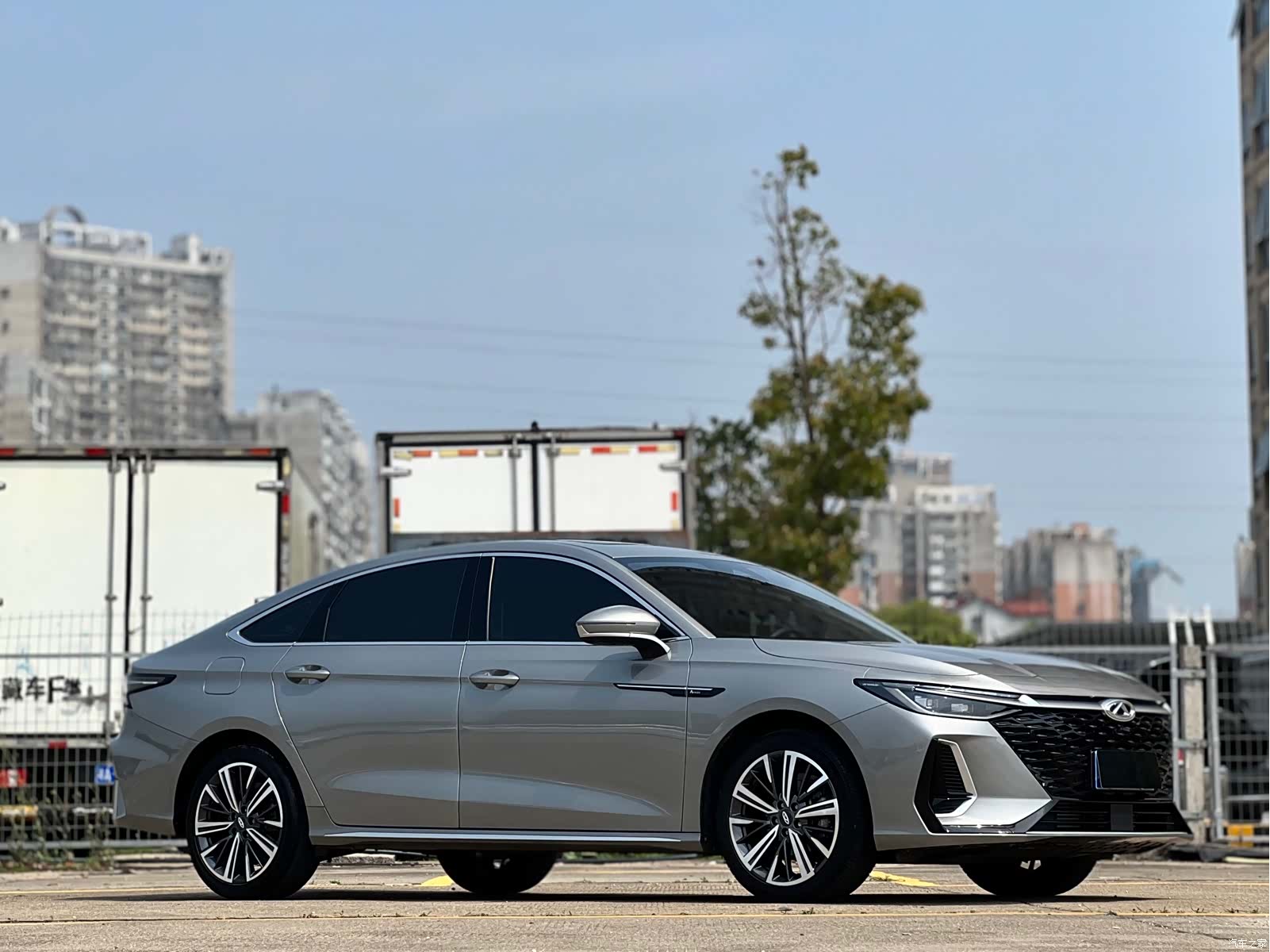 Chery Arrizo 8, 2024 3