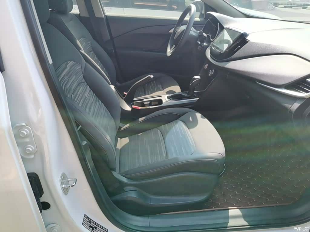 Chevrolet 320, 2018 25
