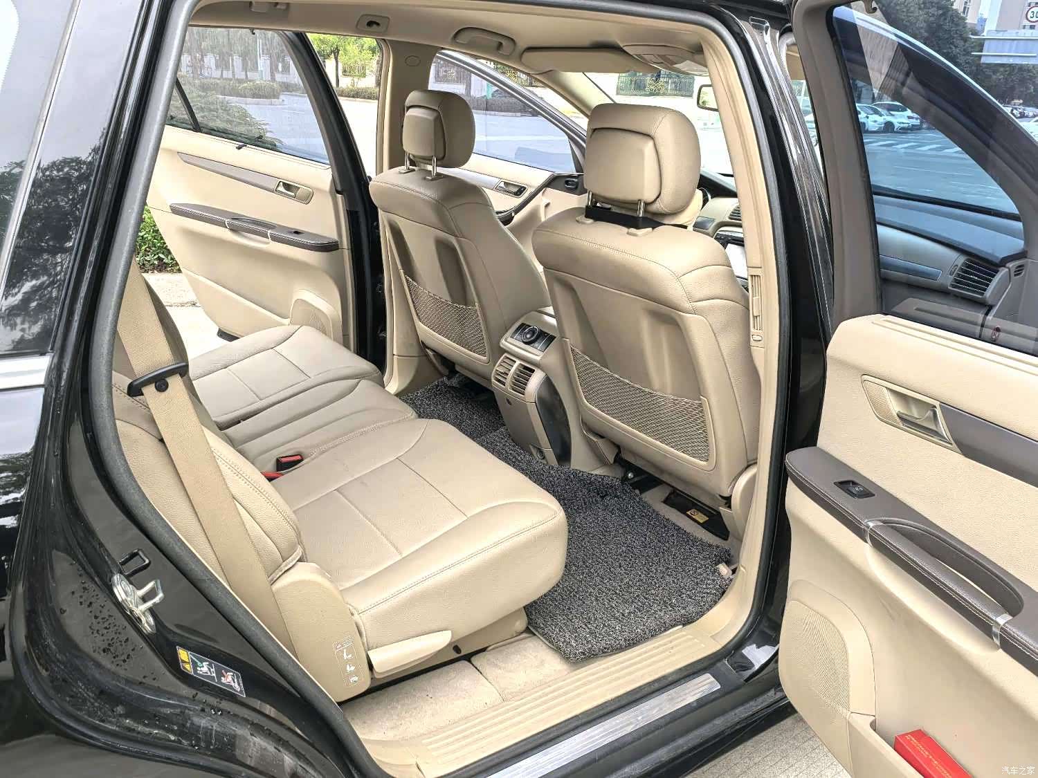 Mercedes-Benz R-Class, 2013 17