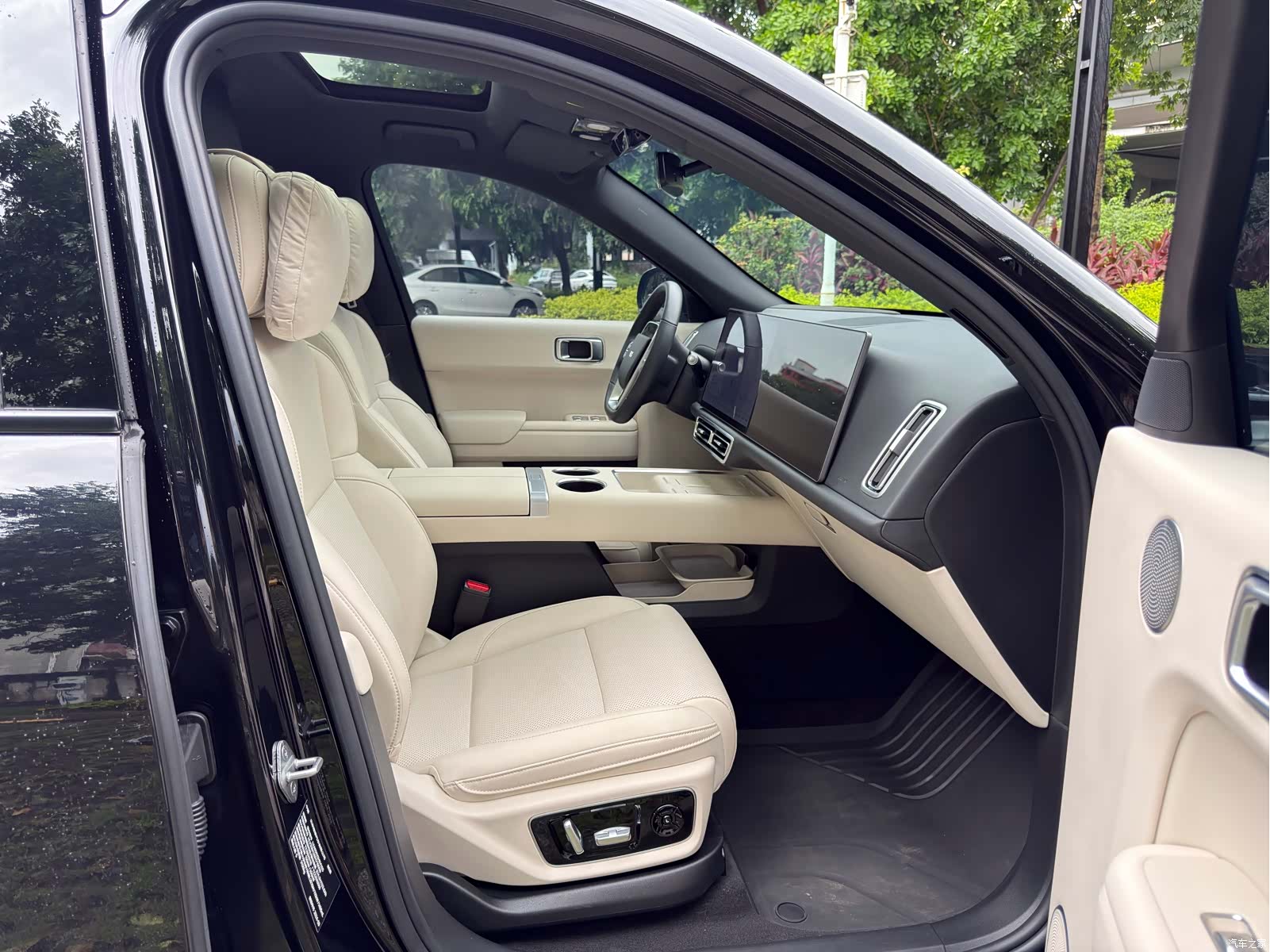 Li Auto L7, 2024 10