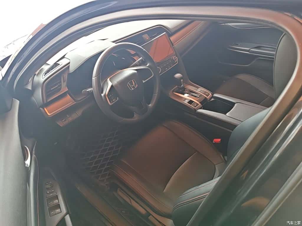 Honda Civic, 2018 16