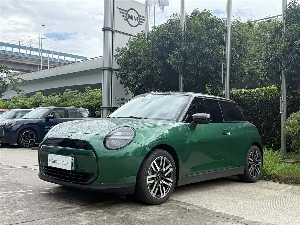 Mini Cooper, 2025 1