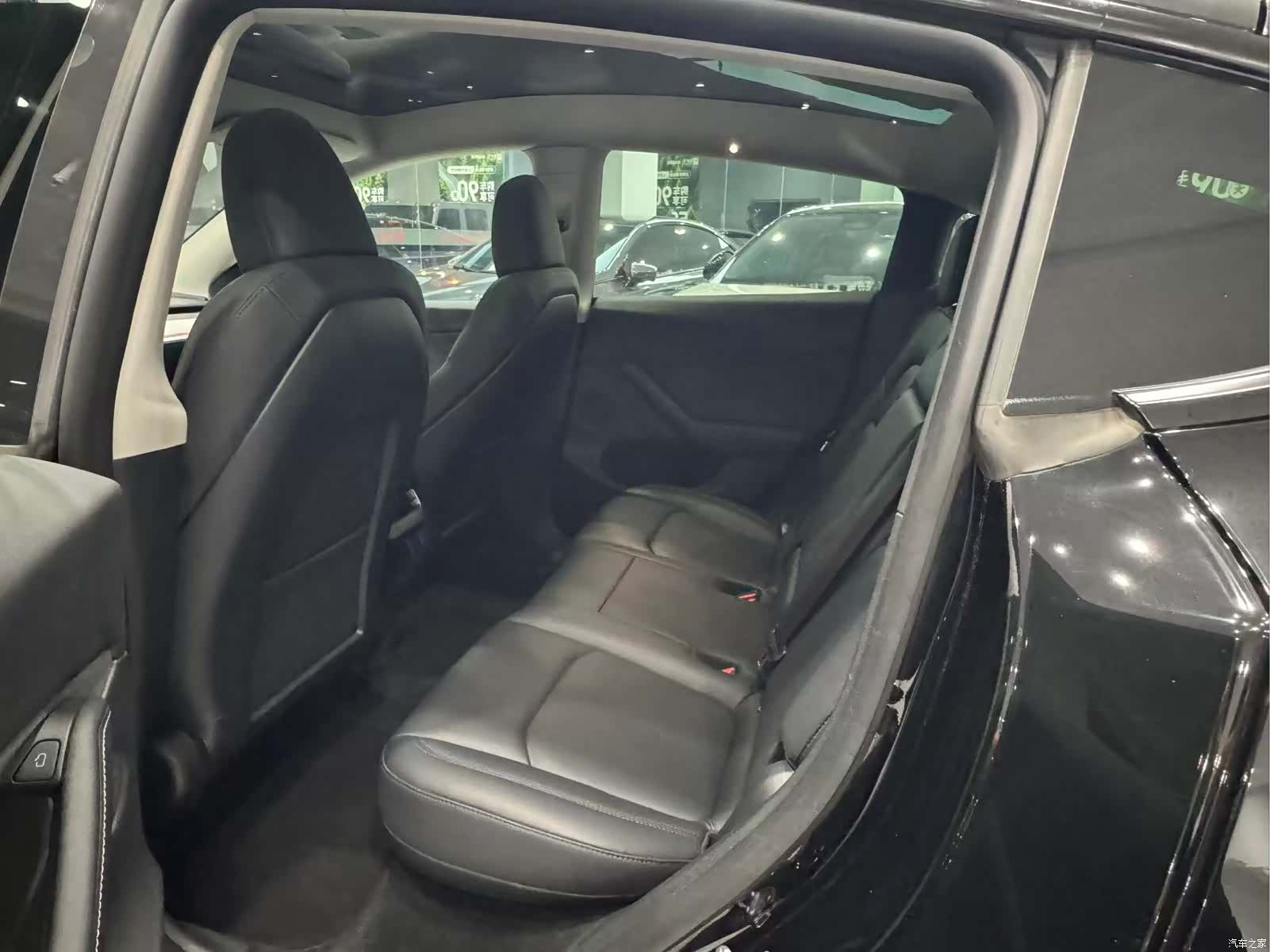 Tesla Model Y, 2023 6